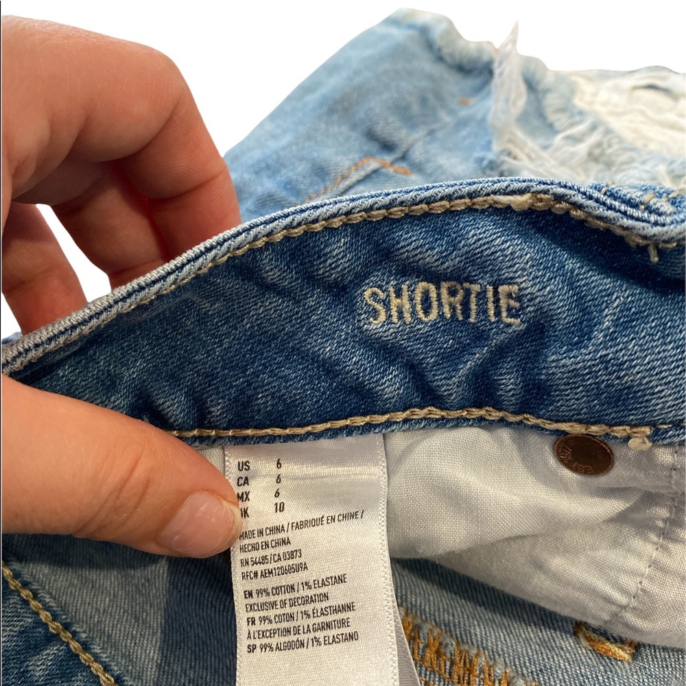 American Eagle distressed shorts - Picture 4 of 4